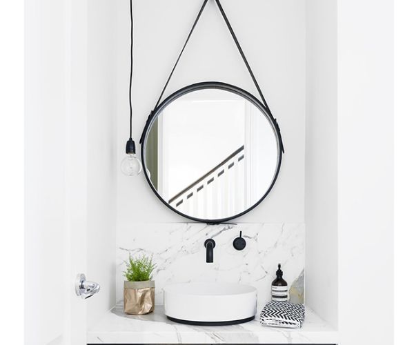 Các loại vật dụng kính treo tường sang trọng làm đẹp nhà