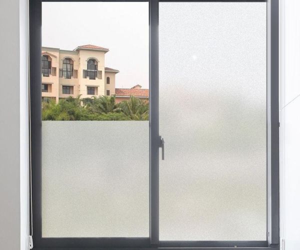 Các loại cửa kính nhà chống mờ